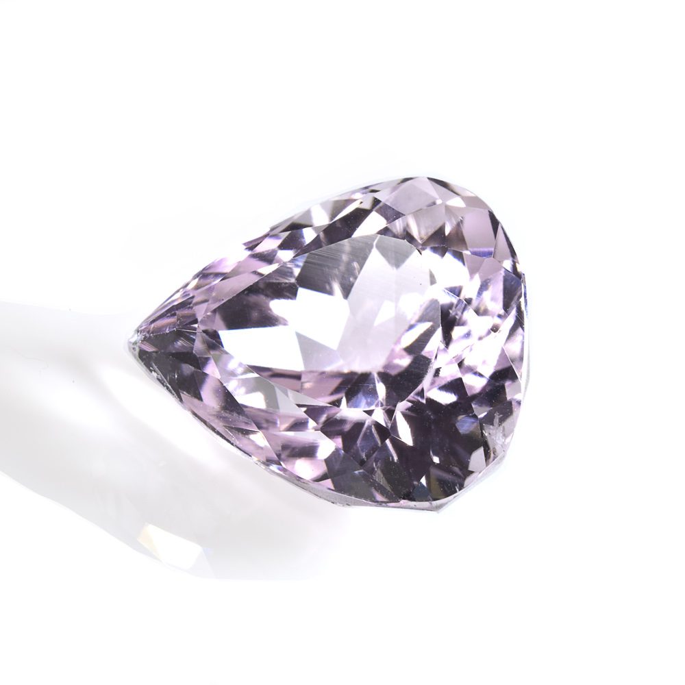 16231円 62％以上節約 ０．１８３ct 合成ダイヤモンド ＢＬＵＥ ＶＳ class ペアシェイプ