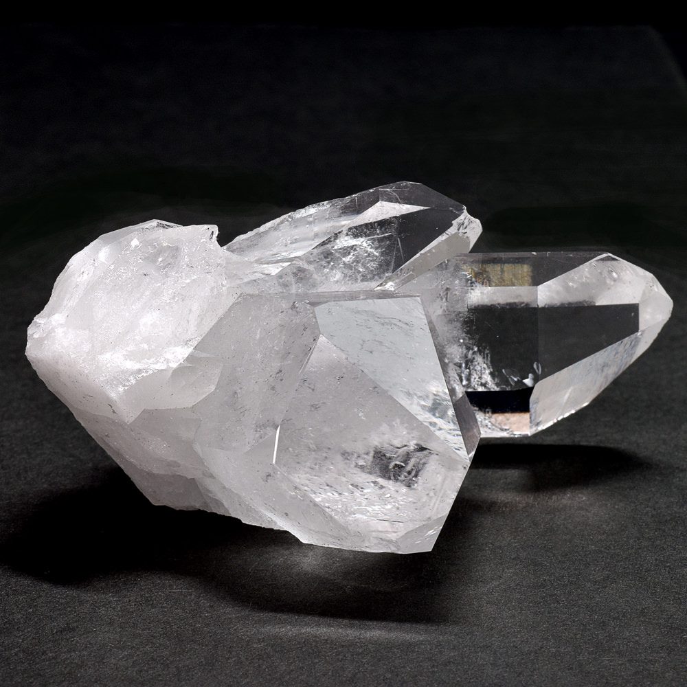 3/13新着｜ブラジルで最も美しい産地の水晶クラスター | premium stone gallery ブログ